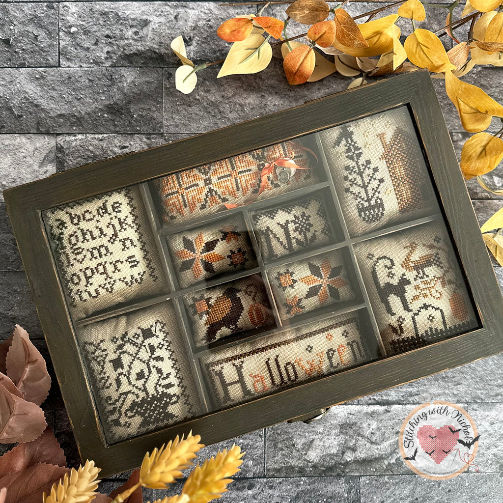 FREE Casting a Spell Pillow Finishing Templates